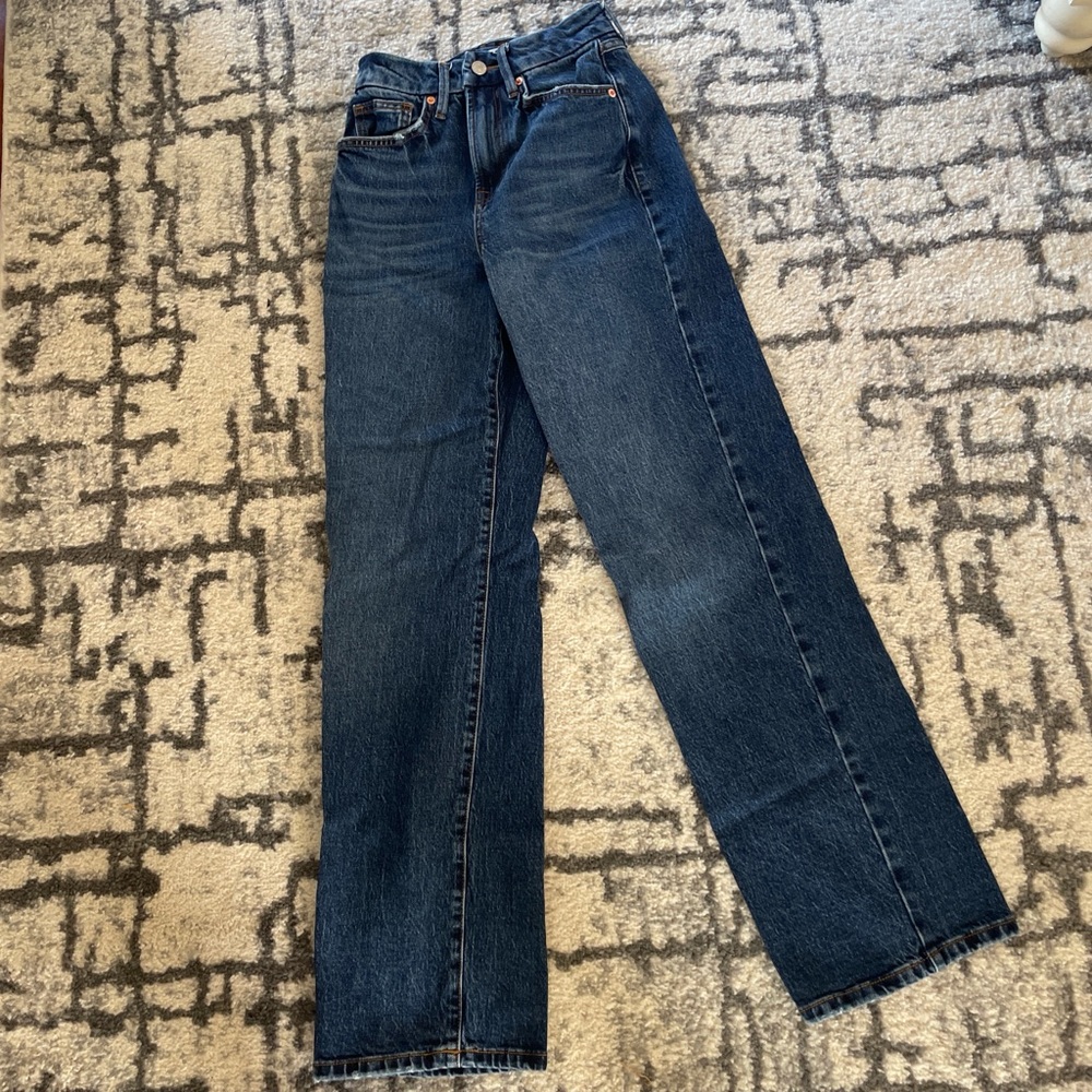 Forever 21 Women's Dark Blue Straight Leg Jeans